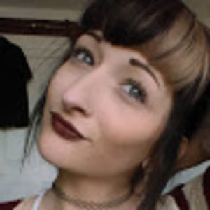 Meet your Posher, Kendra